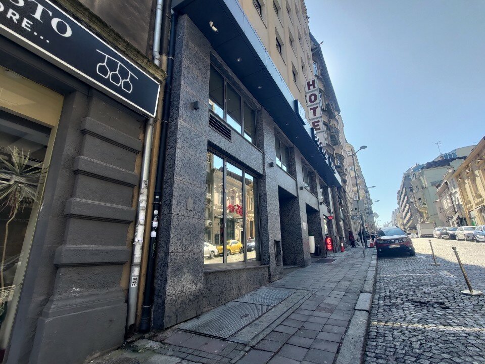 Фото Royal Inn Hotel