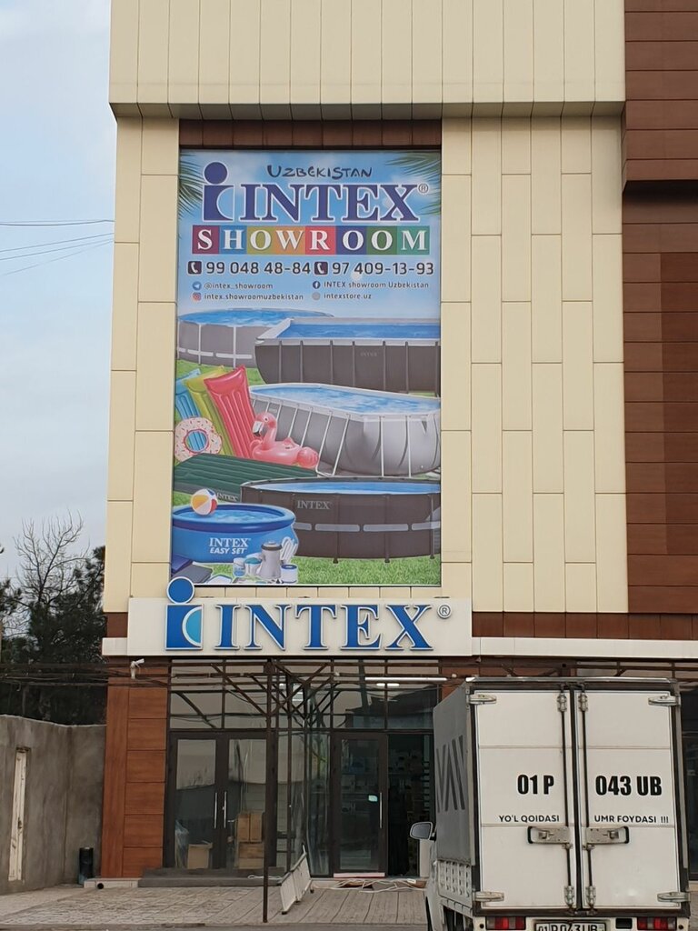 Ko'ngilochar markaz Intex Showroom, Toshkent, foto
