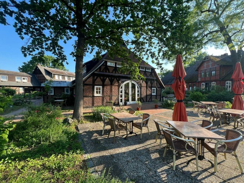 Гостиница Ferien- & Reitsport Hotel Brunnenhof