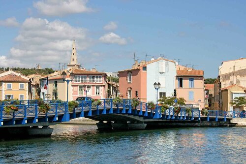 Гостиница ibis Martigues Hotel в Мартиге