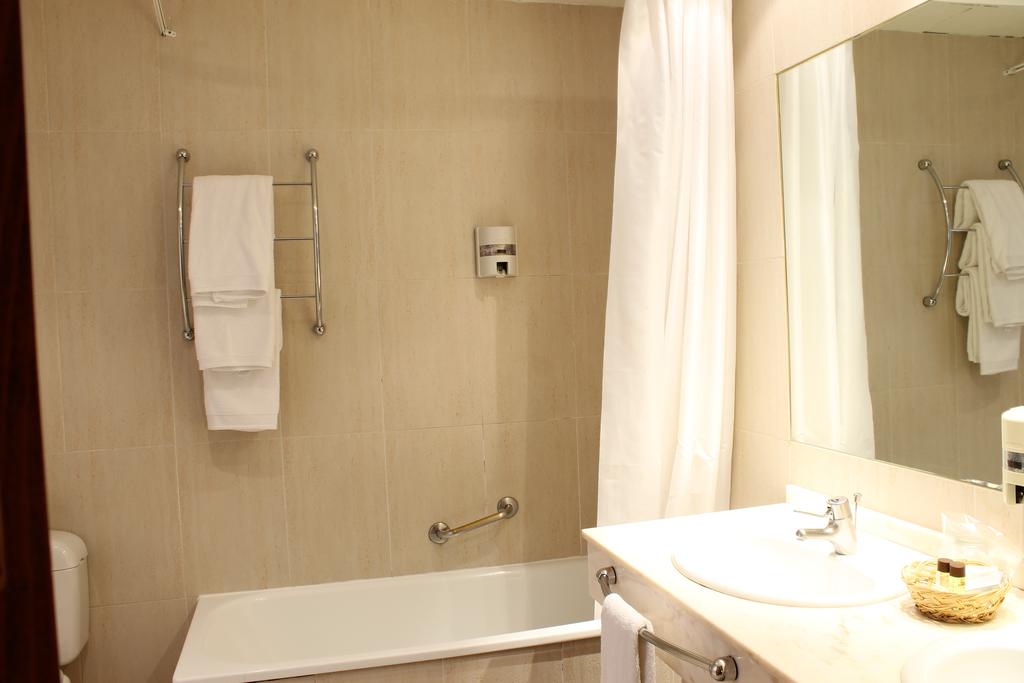 Фото Hotel Monterrey