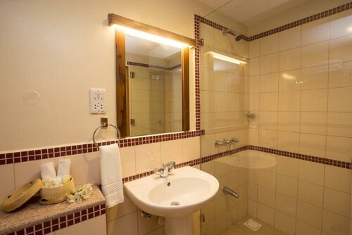 Гостиница Venus Premier Hotel в Аруше