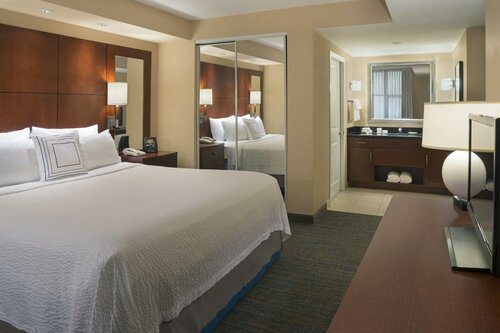 Гостиница Residence Inn by Marriott Toronto Downtown Entertainment District в Портленде