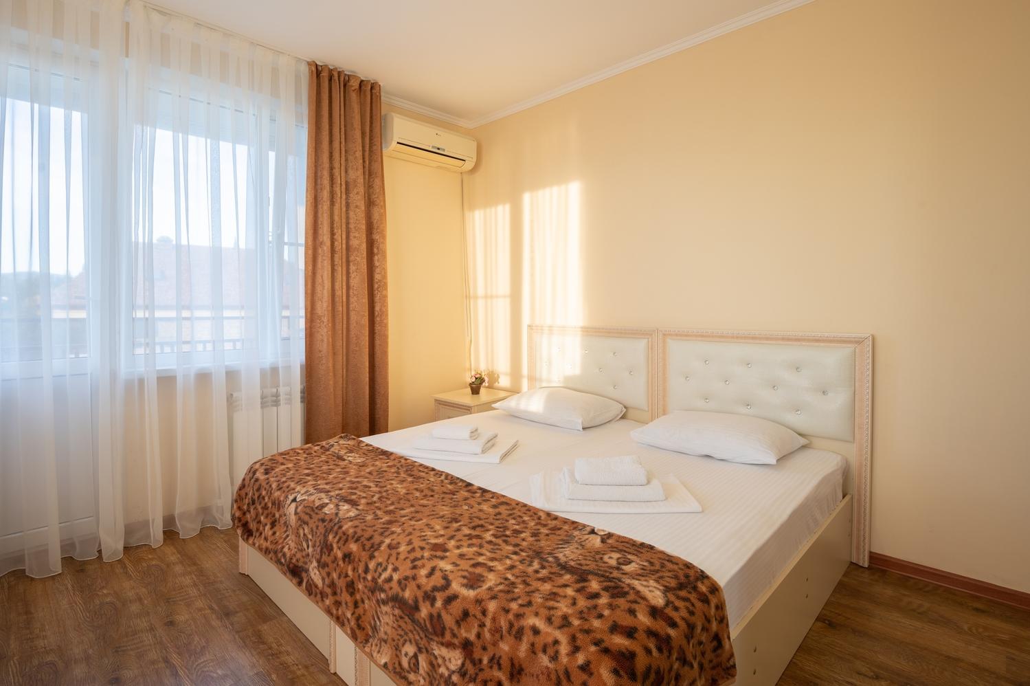 Фото Сансет Хилл Аллама групп