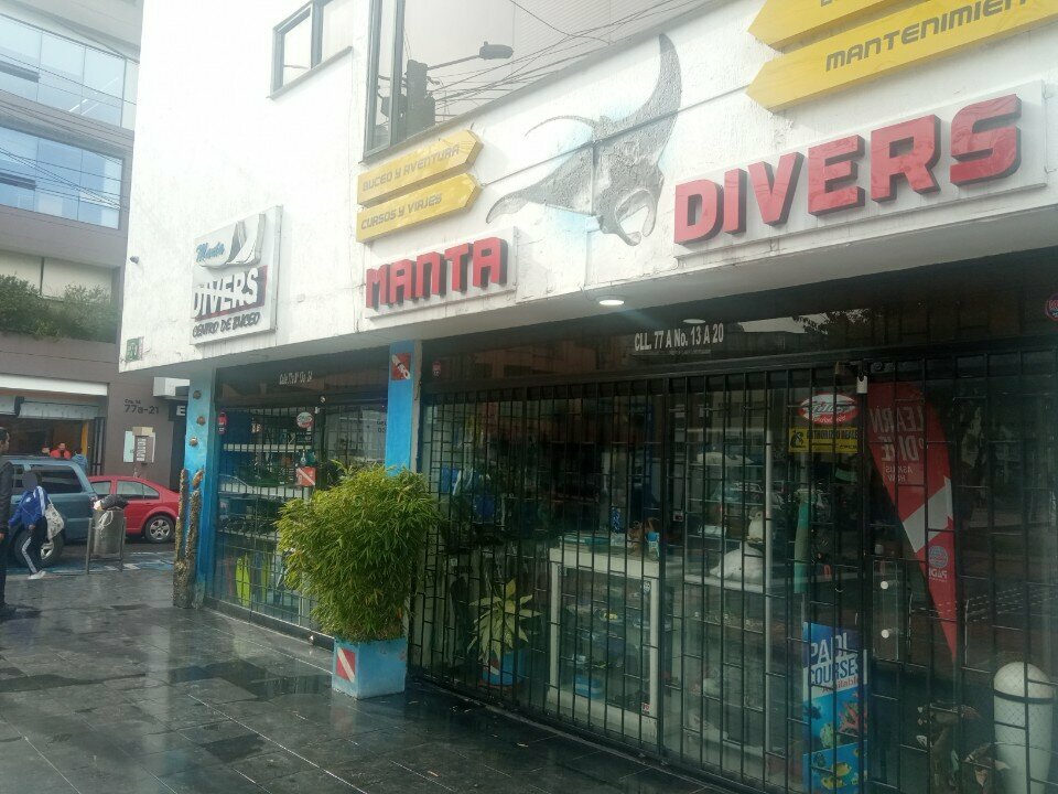 Art supplies and crafts Manta Divers, Bogota, photo