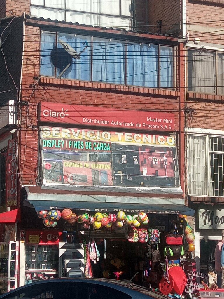 Mobile phone store Master Mint Claro, Bogota, photo