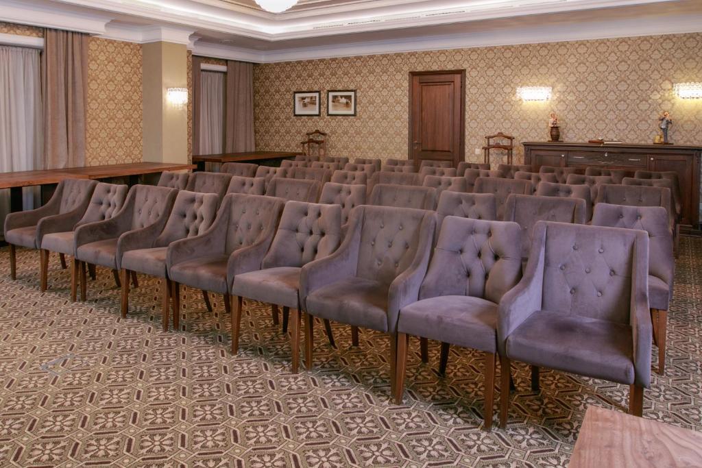 Фото Английский клуб