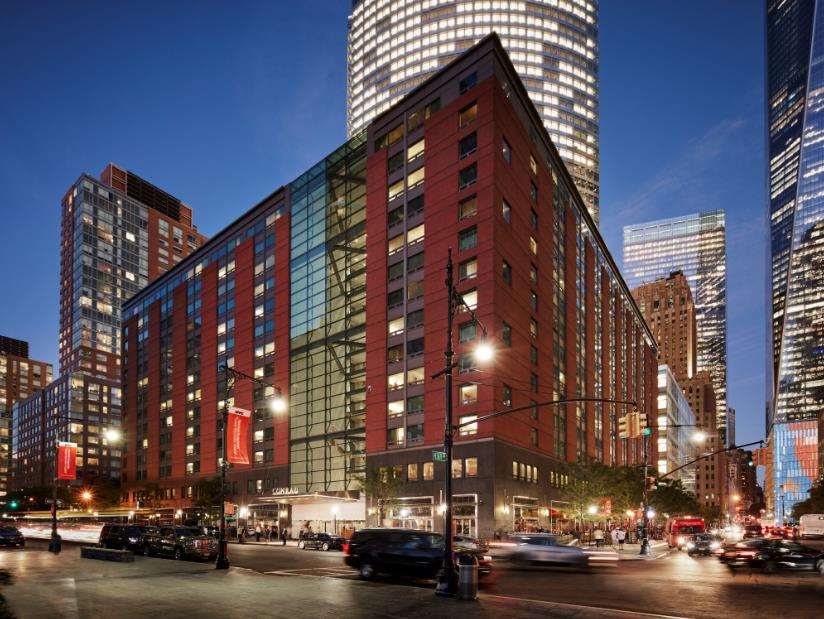 Фото отеля 1