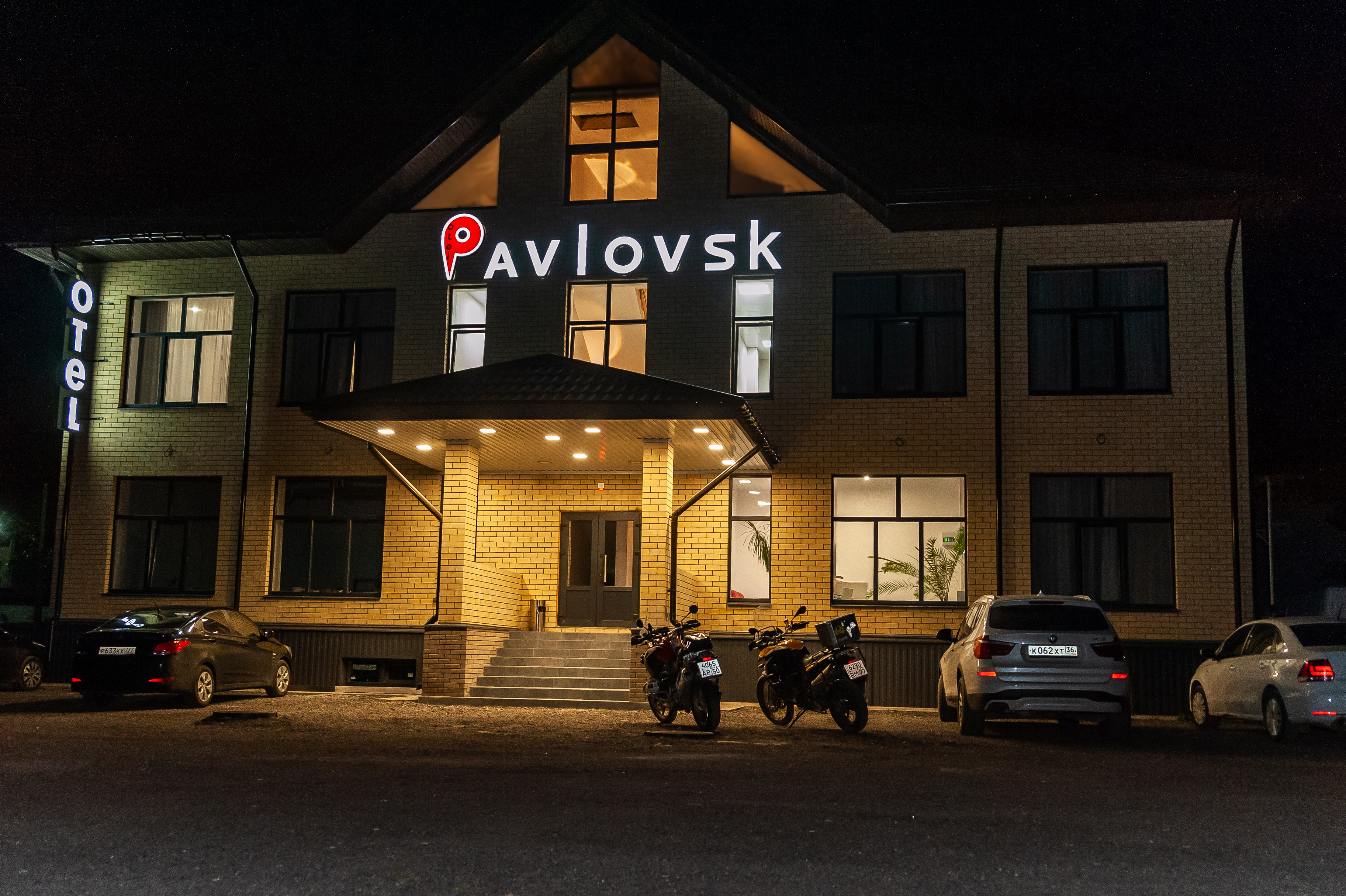 Фото отеля 1