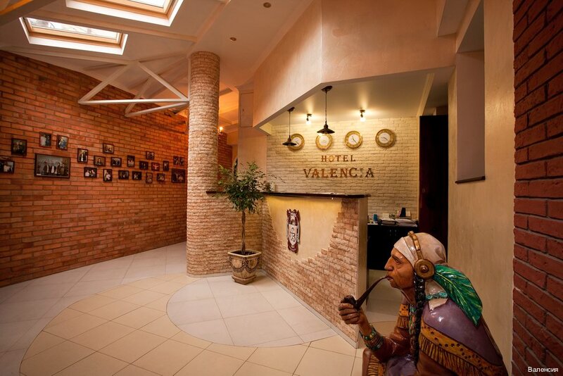 Фото отеля 2