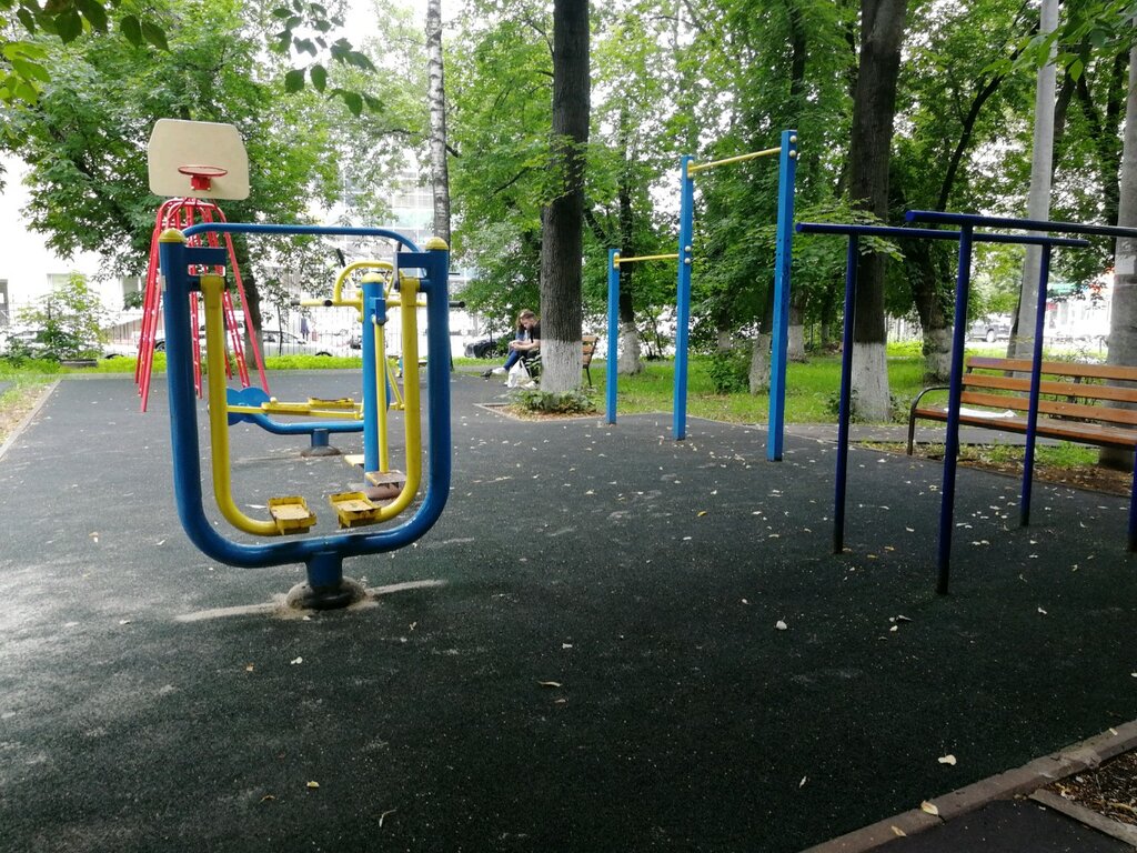 Sports ground Спортивная площадка, Lubercy, photo
