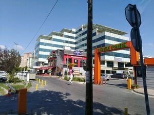 McDonald's (Cumhuriyet Mah., Sokullu Mehmet Paşa Sok., No:1, 1 Blok Beylikdüzü, İstanbul), fast food  Beylikdüzü'nden