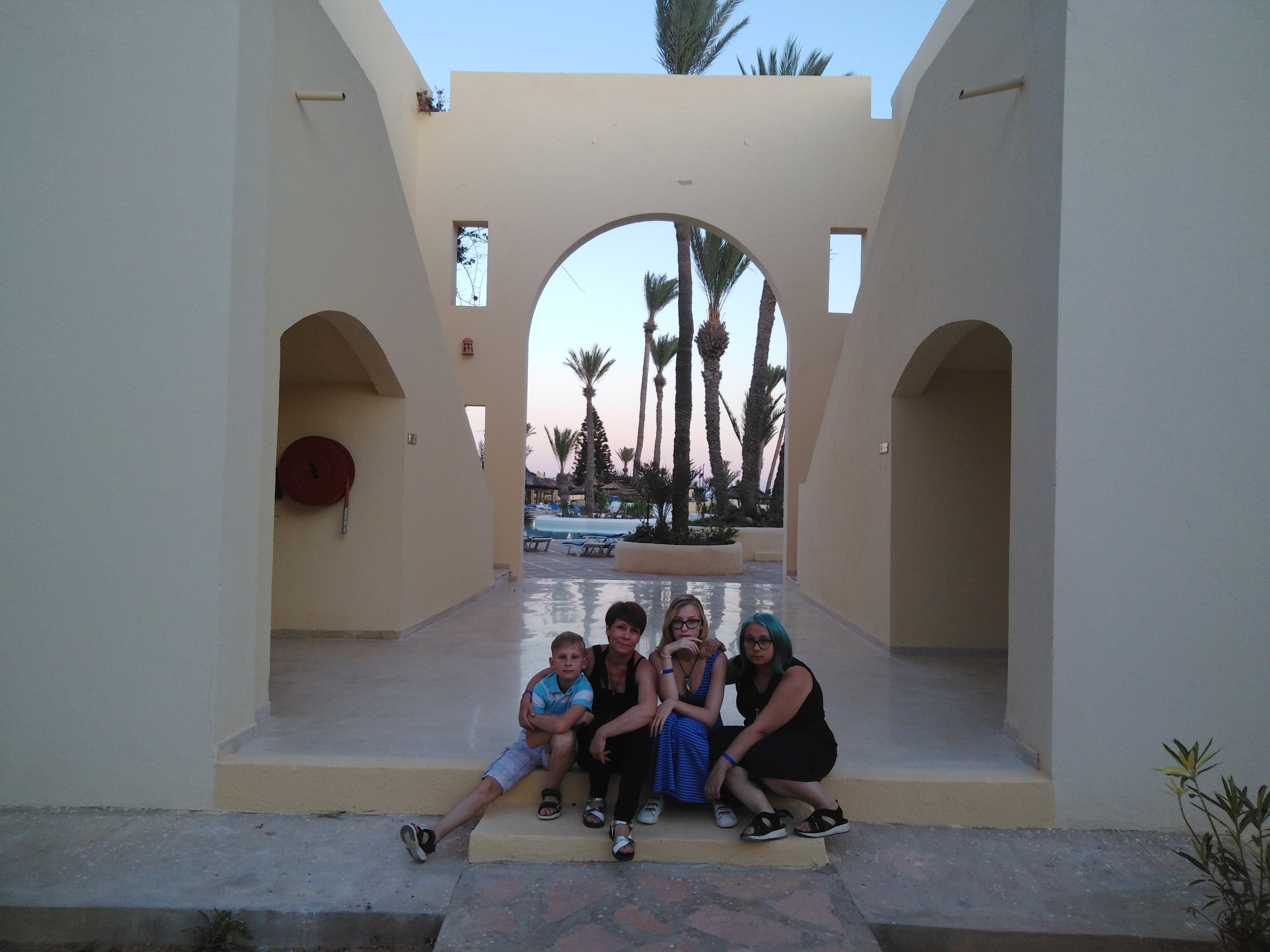 Фото Zephir Hotel & SPA