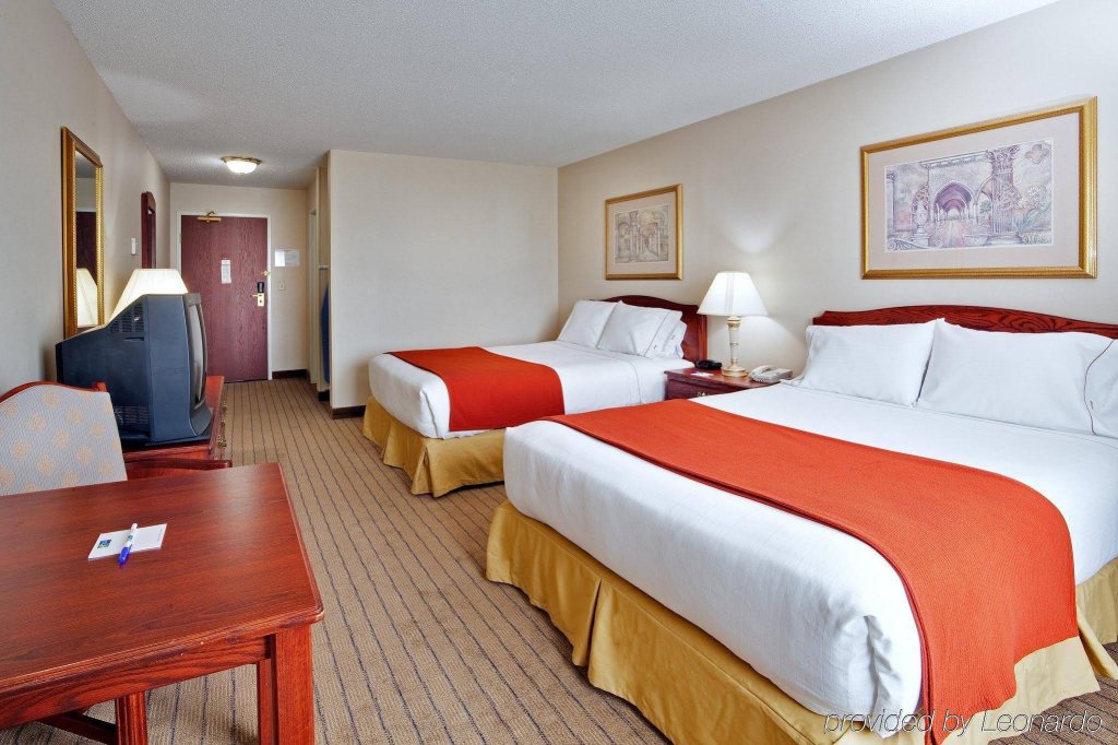 Фото Holiday Inn Express Rochester Ne- Irondequoit, an Ihg Hotel