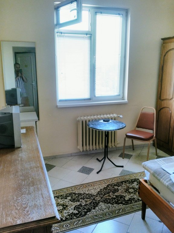 Фото Repos Guest Rooms