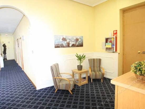 Фото Hostal Fuentesol