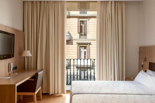 Гостиница Hotel Lleo в Барселоне