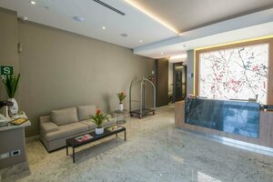 Гостиница Best Western Plus Urban Larco Hotel