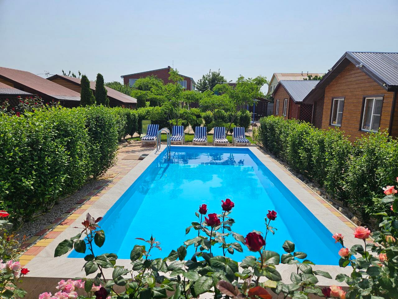 Фото отеля 1