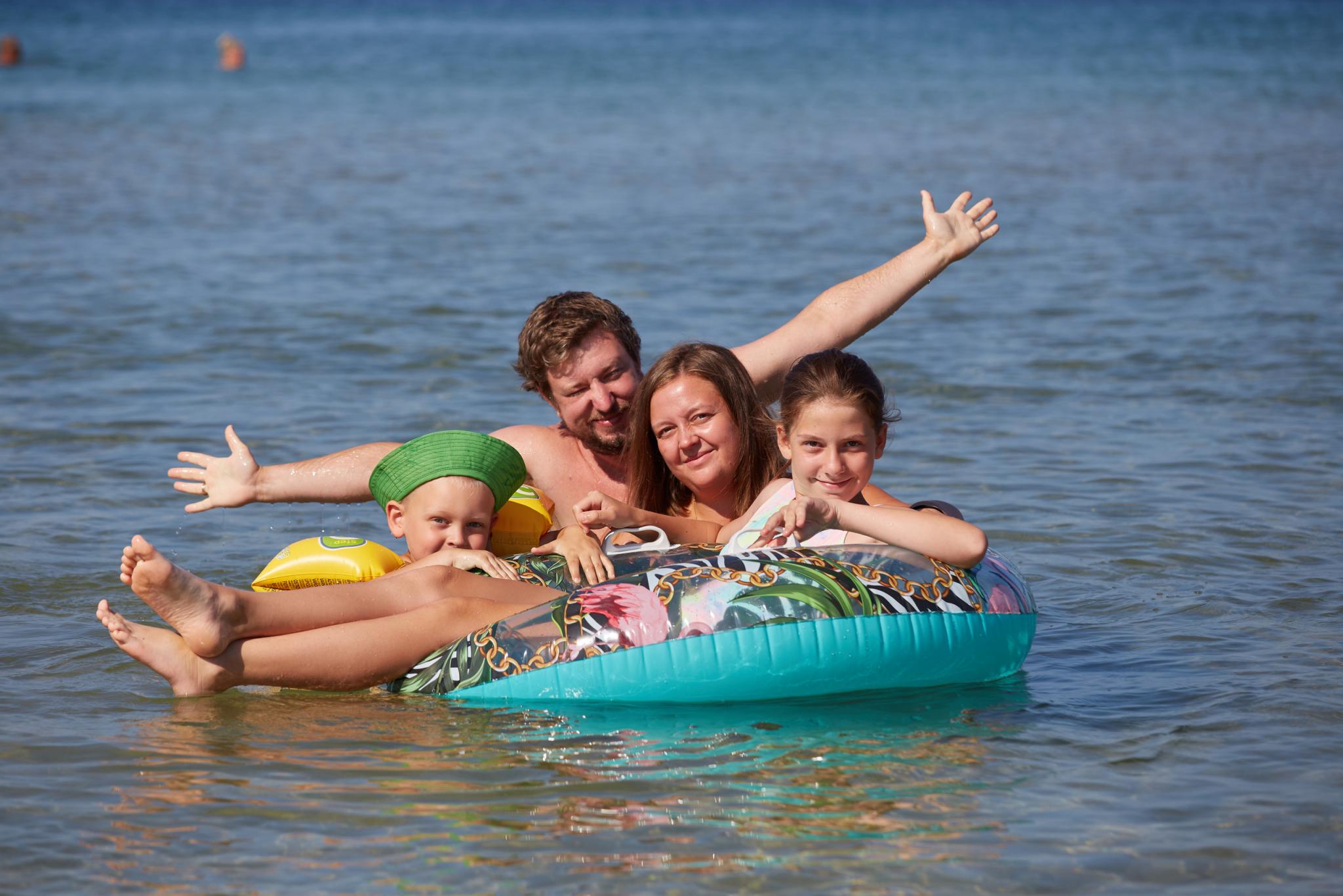 Фото Ультрамарин