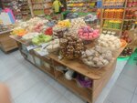Империя сладости (Prosvescheniya Street, 140В) ، الحلويات