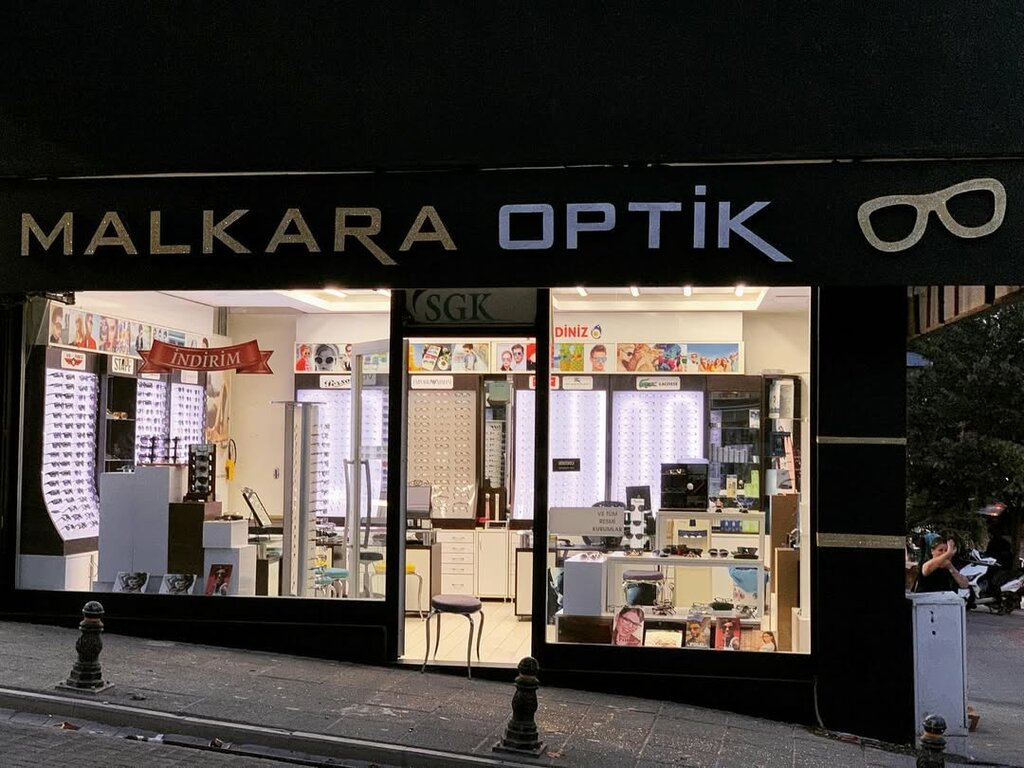 Opticial store Microsoft, Malkara, photo