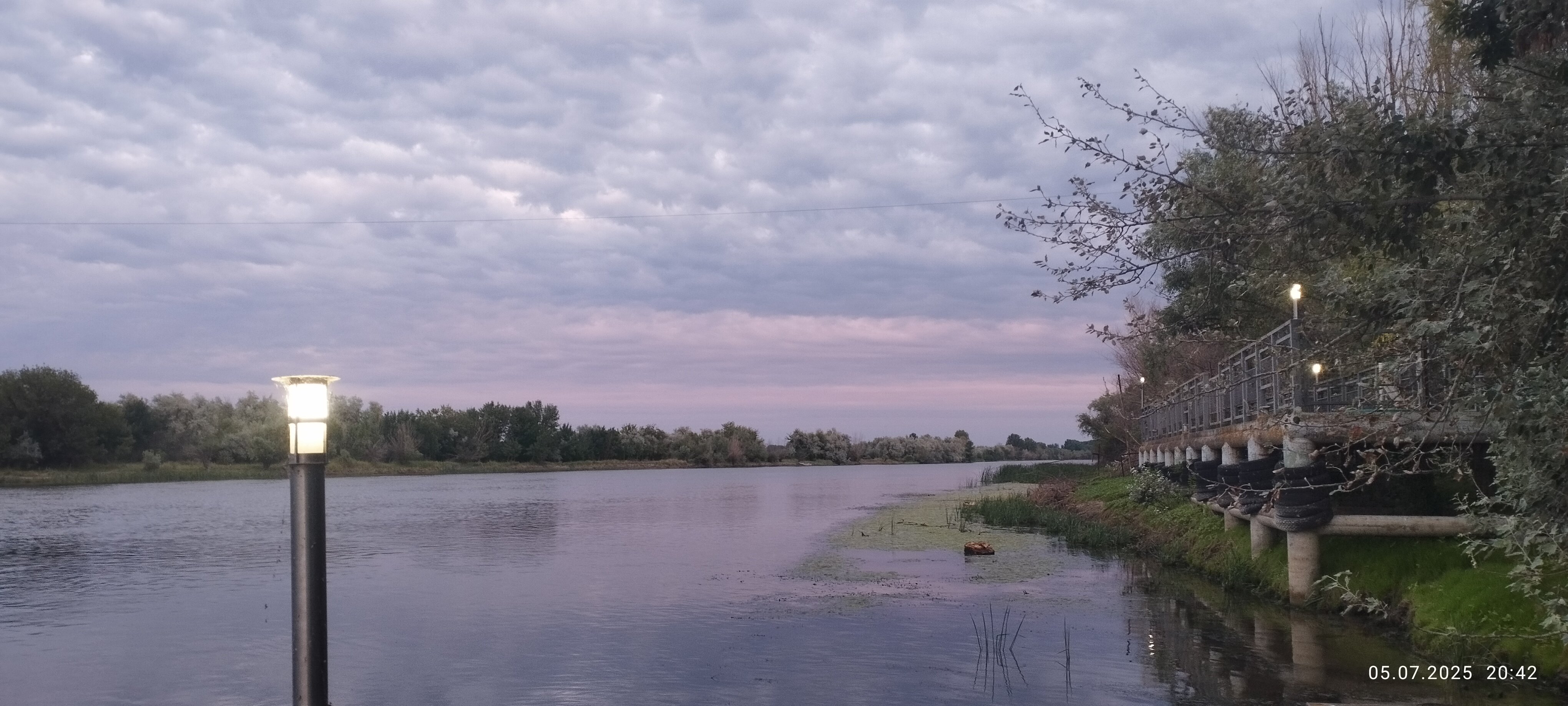 Фото River House