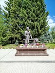 Мемориальная доска Габдулле Тукаю (село Новый Кырлай, ул. Тукая, 30), достопримечательность в Республике Татарстан