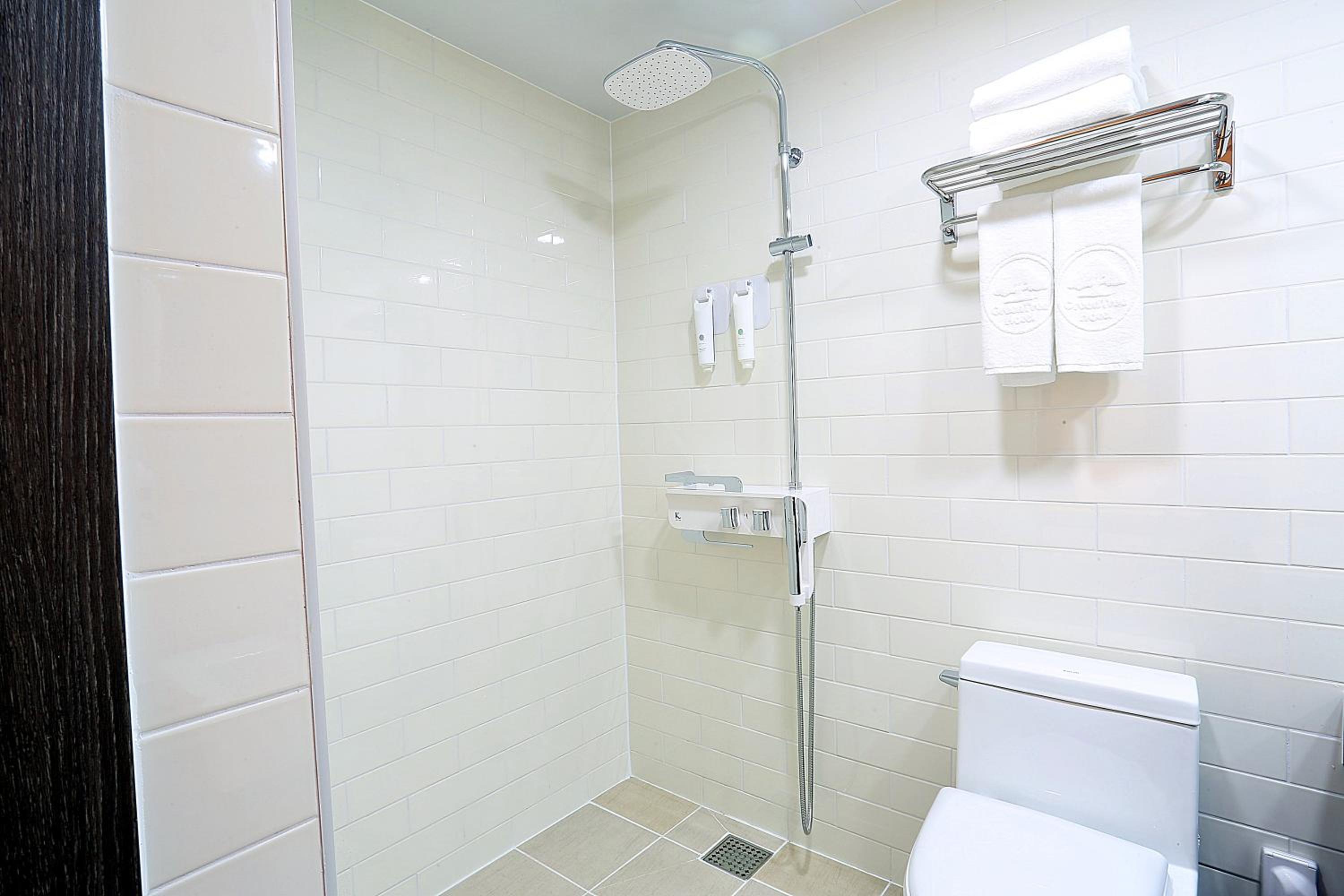 Фото Grandmillions Hotel