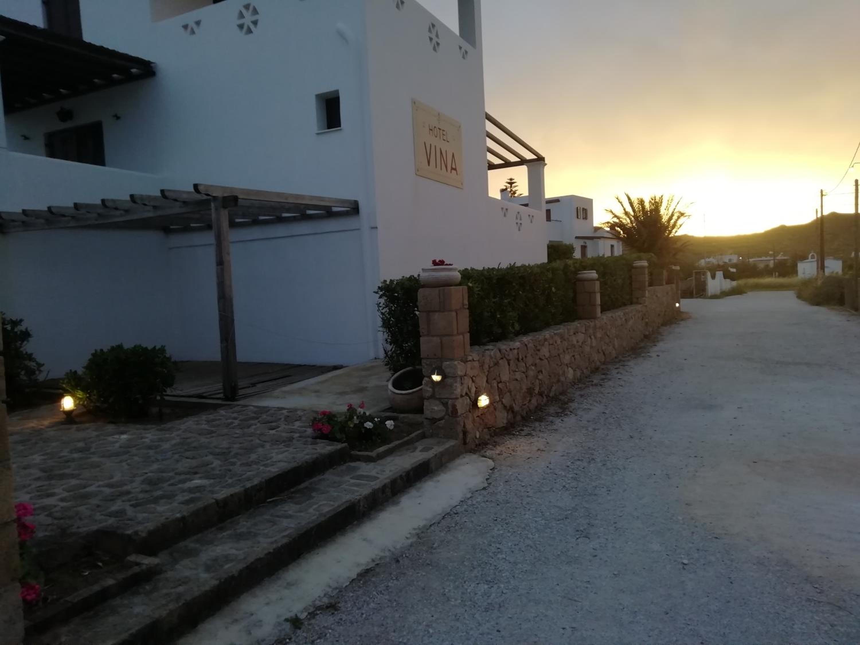 Фото Vina Beach Hotel