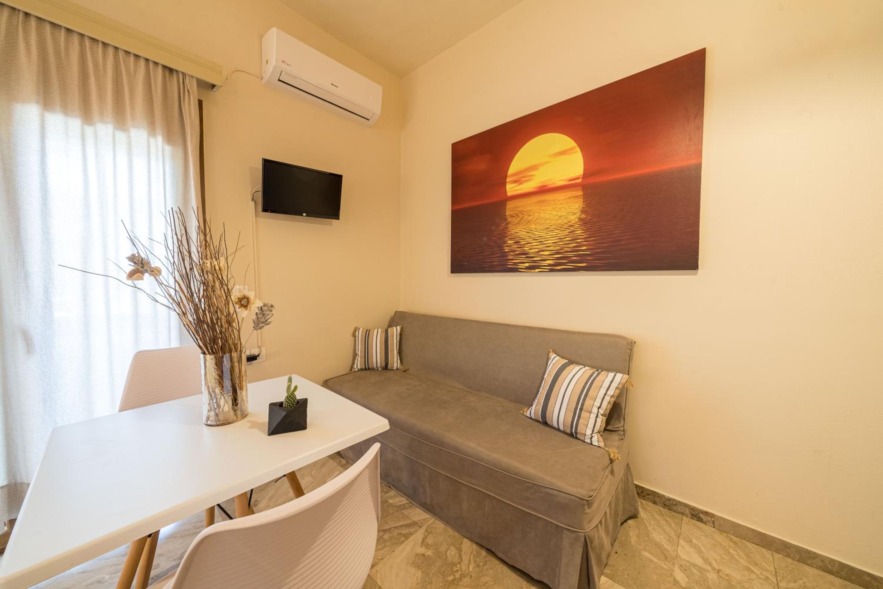 Фото Frank Apartments