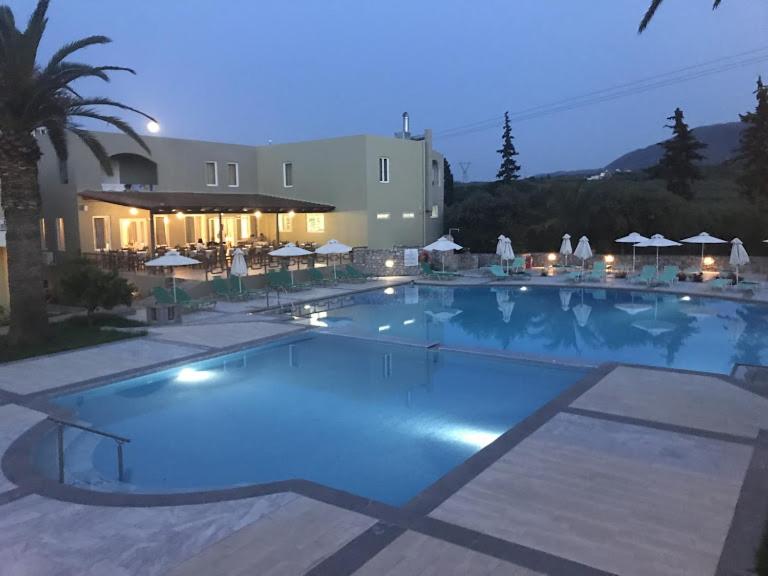 Фото Vardis Olive Garden