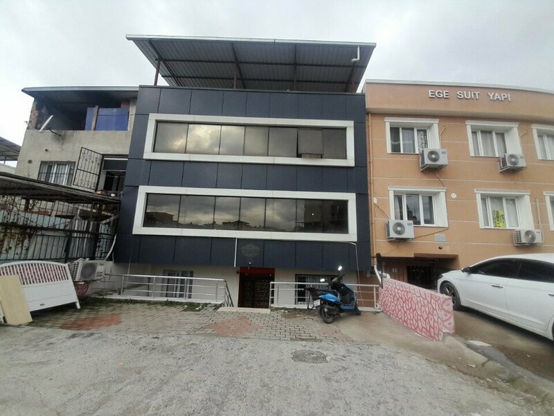 Гостиница Best Suit Otel в Будже