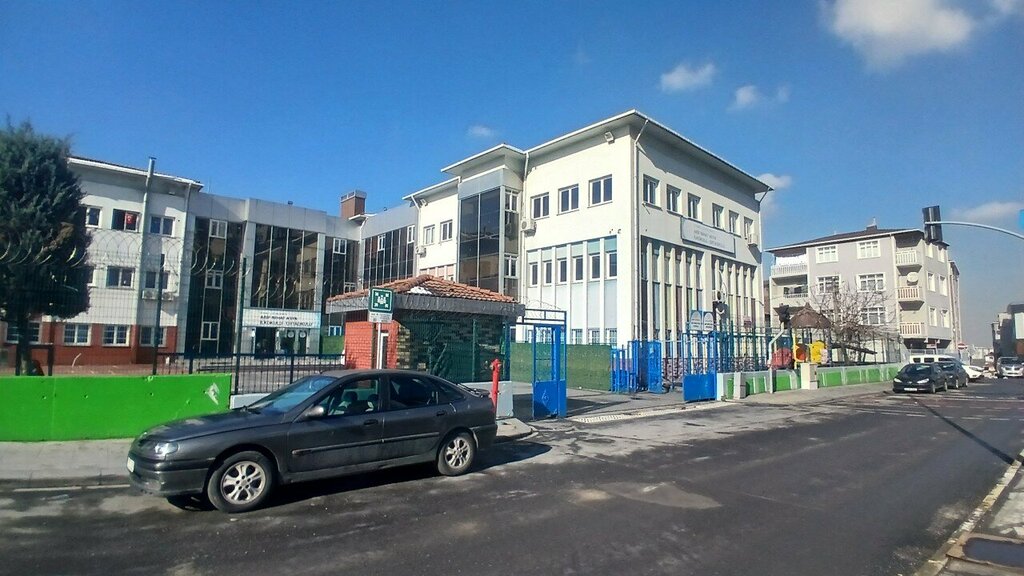 مدرسة ابتدائية Arif Nihat Asya Primary School ، اسطنبول، صورة