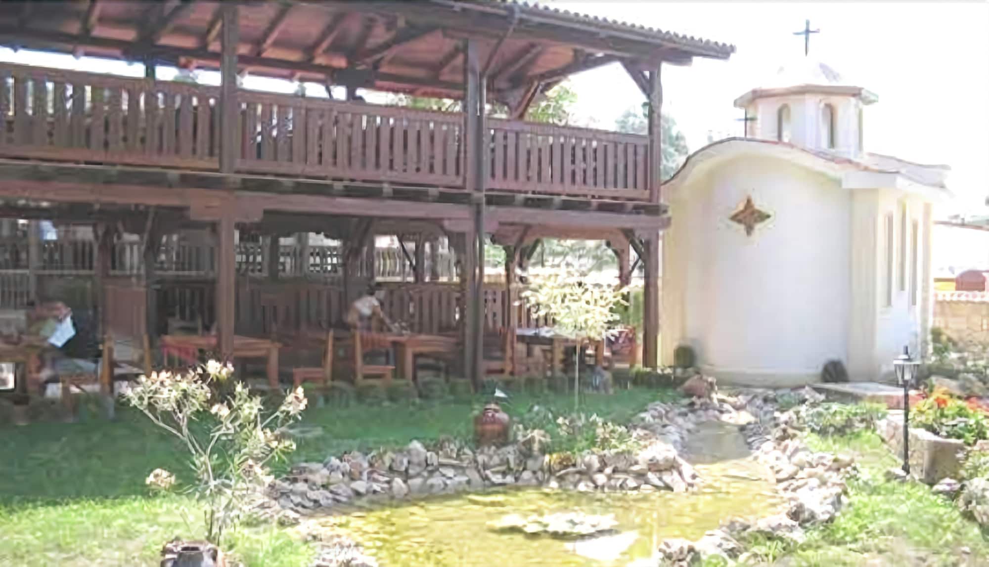 Фото Hotel Izvora