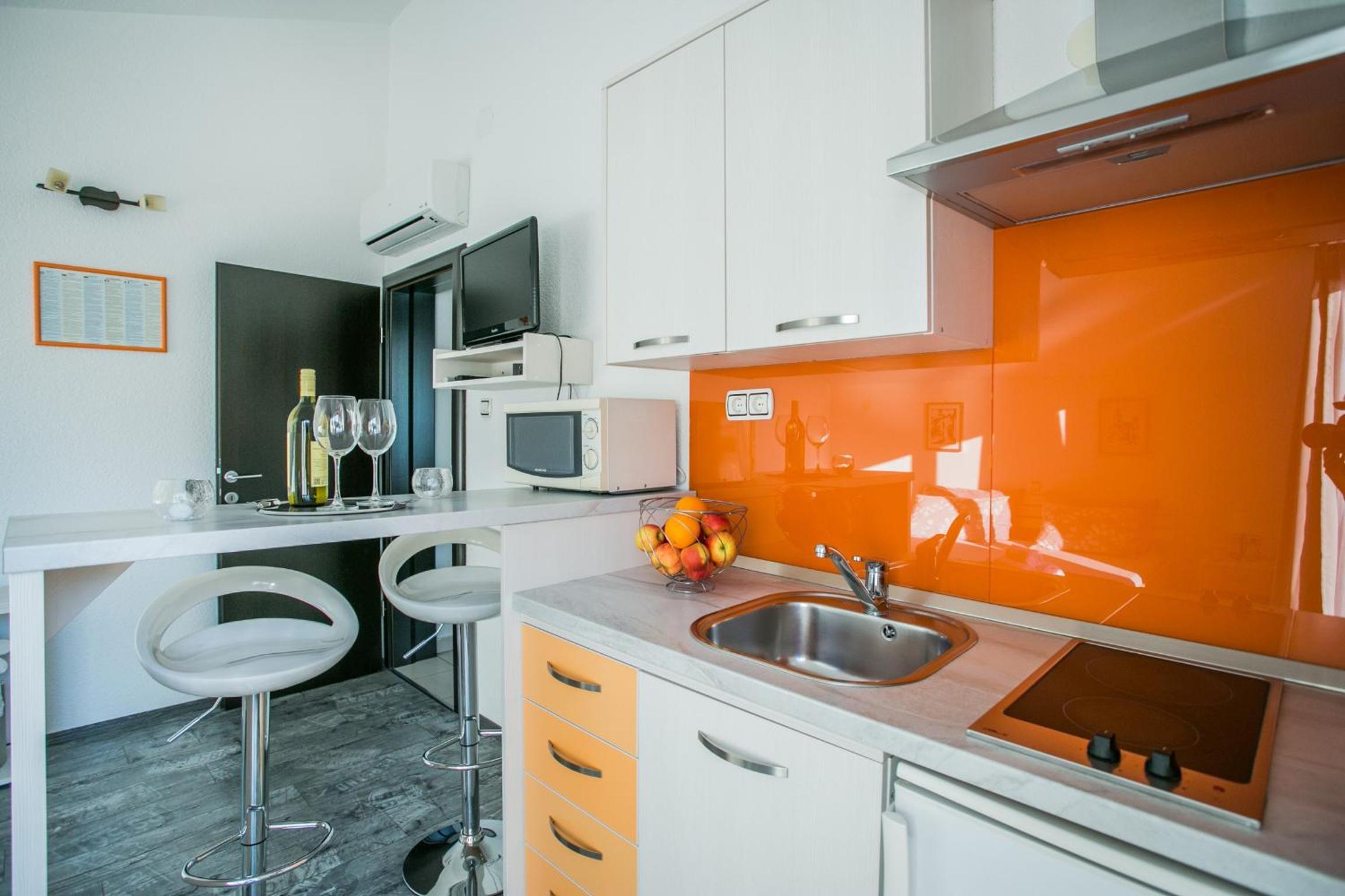 Фото Kaja - right next to the beach