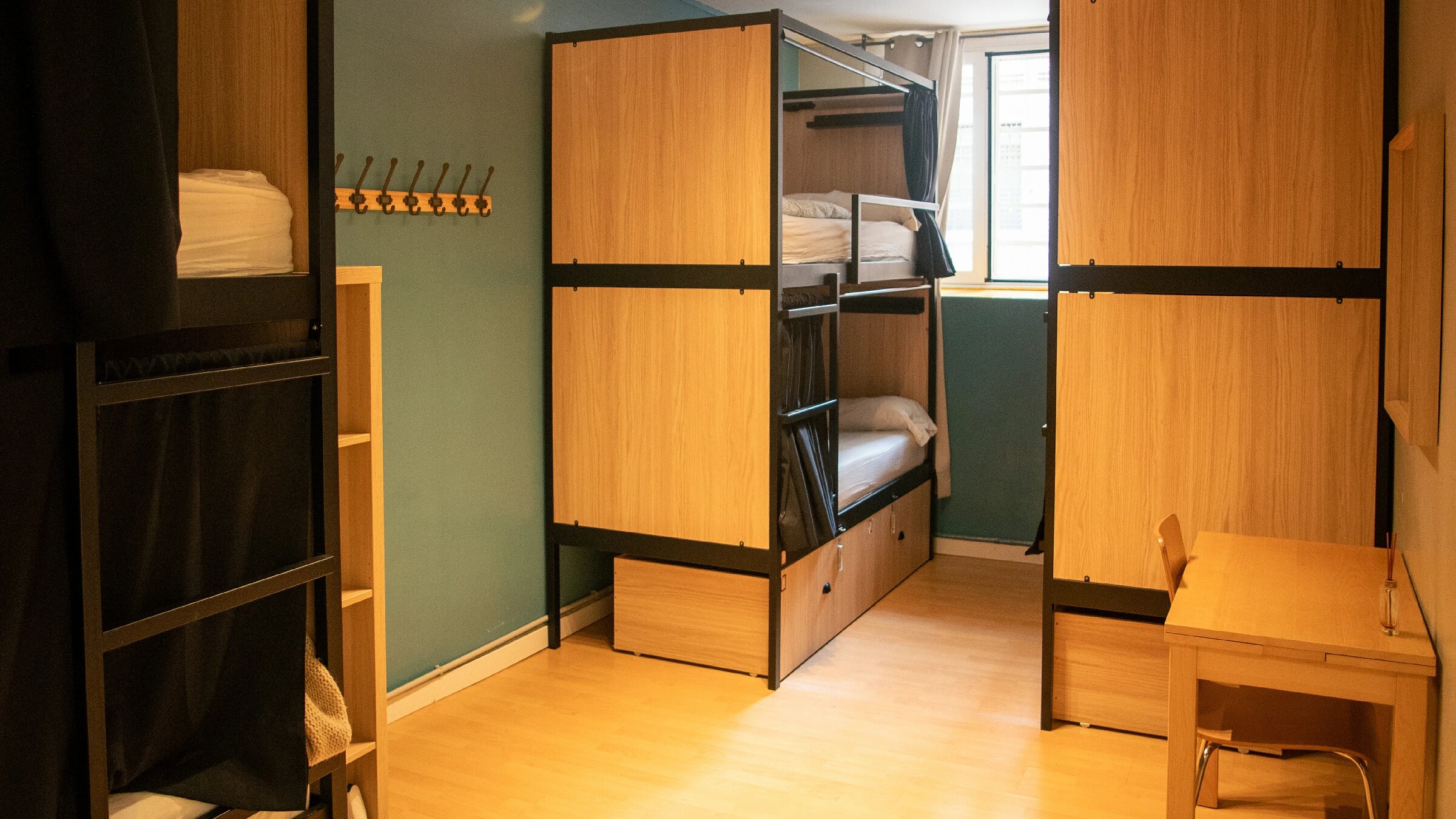 Фото Onefam Les Corts Hostel Barcelona