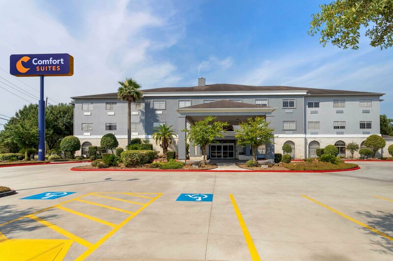 Гостиница Comfort Suites Kingwood Houston North