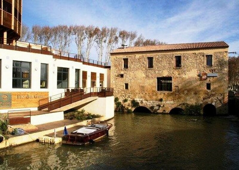 Гостиница Iles du Gua Suites в Нарбонне