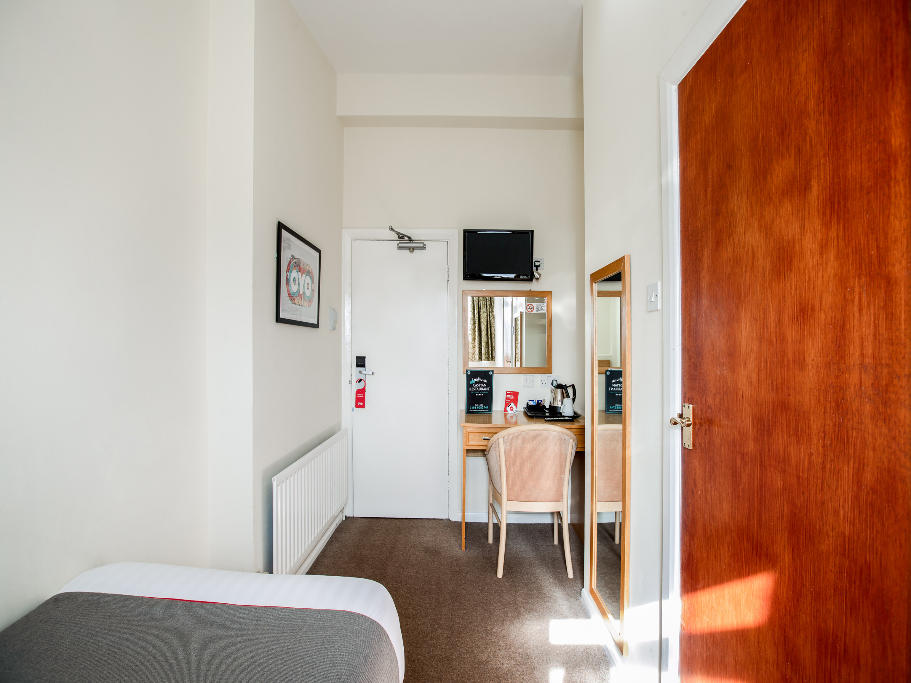 Фото Oyo Dene Hotel