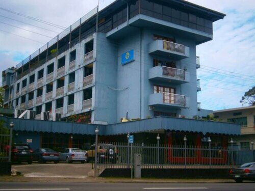 Гостиница Southern Cross Hotel Fiji на Фиджи