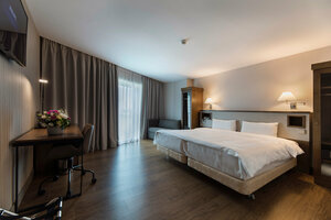Гостиница Hotel Nh Bucharest