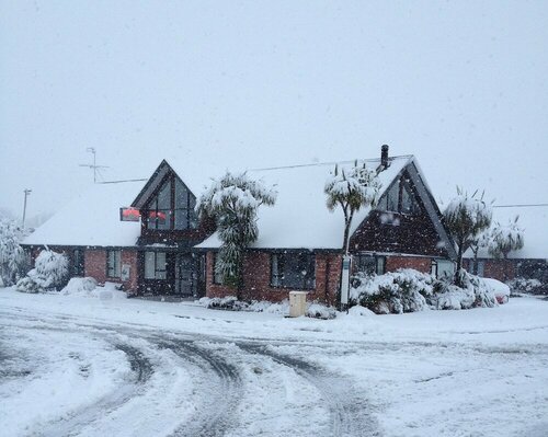 Гостиница Snow Denn Lodge