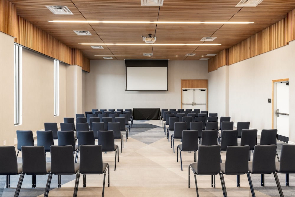 Фото The Ellison, Oklahoma City, a Tribute Portfolio Hotel