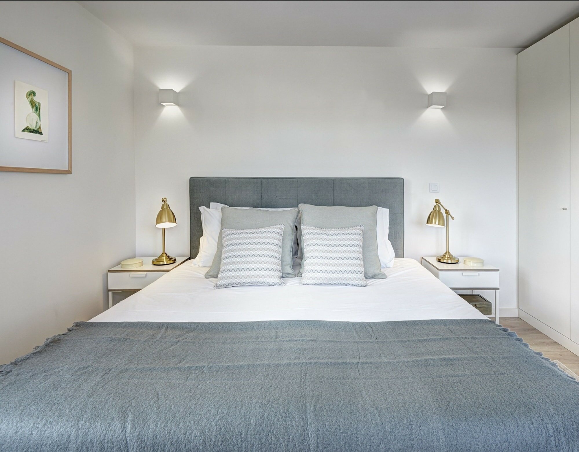 Фото Porto Downtown Lovers Suites Bombarda 451