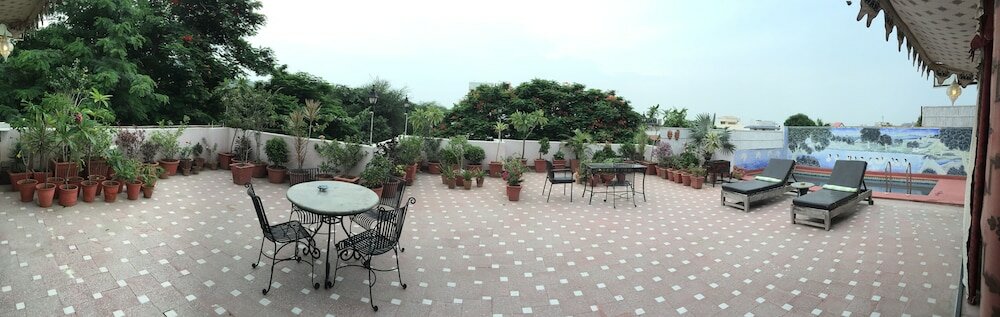 Фото Ikaki Niwas