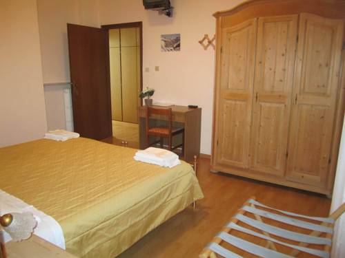 Фото Hotel Bucaneve