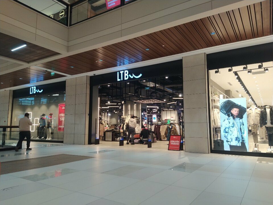 Clothing store Ltb, Konya, photo