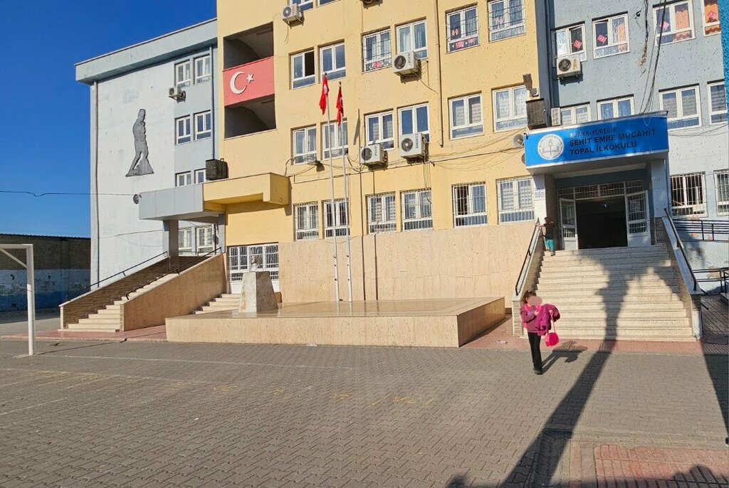 Primary school Sehit Emre Mucahit Topal Primary School, Adana, photo