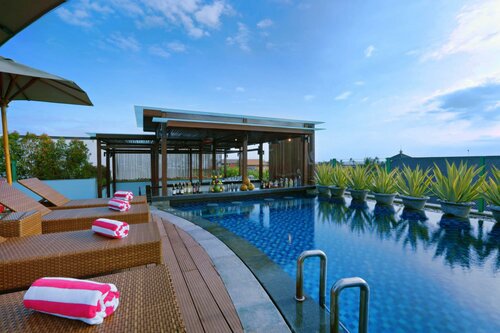 Гостиница Favehotel Kuta Kartika Plaza